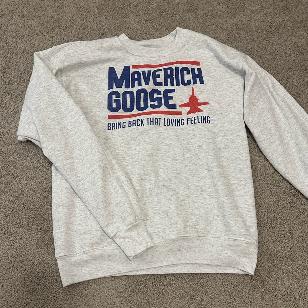 Top gun crewneck